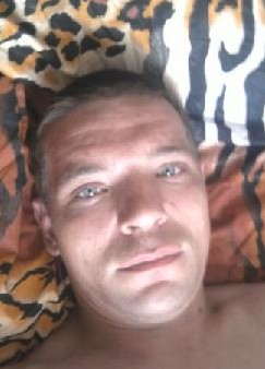 Усачёв Павел але из Малоярославеца 48 лет