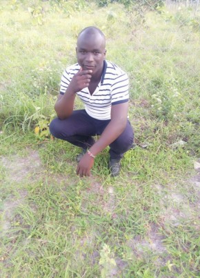 Victorodhiambo, 22, Kenya, Mombasa