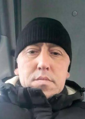 Али из Артема 52 года