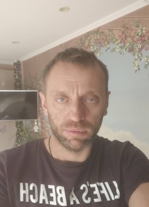 Дмитрий из Великого Новгорода 47 лет