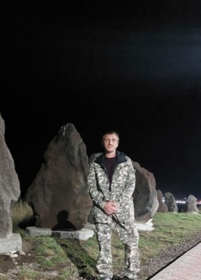 Сергей, 48, Россия, Холмск