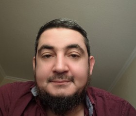 Khalid, 40, Baksan