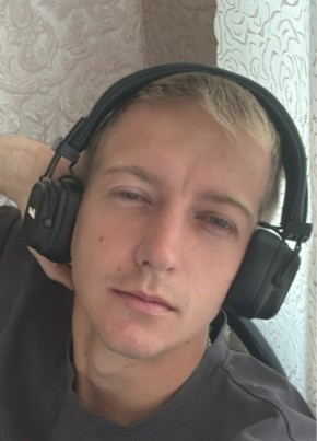 Владимир из Рязани 22 года