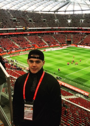 Vladimir, 28, Belarus, Svyetlahorsk