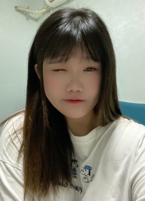 兰兰, 21, 中华人民共和国, 重庆市
