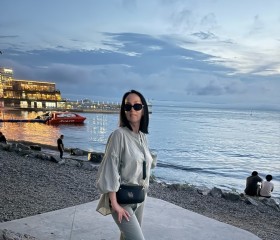 Yulya, 45, Vladivostok