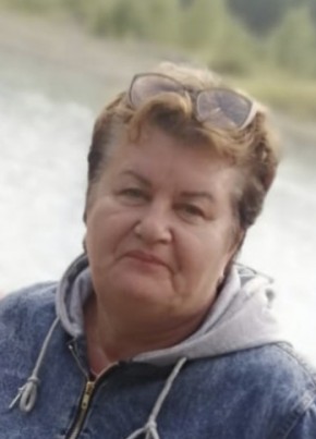 Лариса из Бийска 60 лет