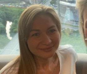 Ekaterina, 27, Yekaterinburg