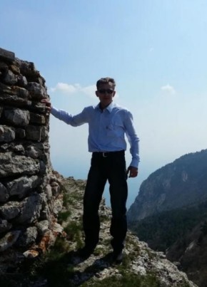 Сергей из Орала 44 года