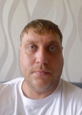 Максим из Красноярска 38 лет