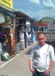 artur, 33 года