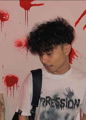 Kenzo из Kota Palembang 18 лет