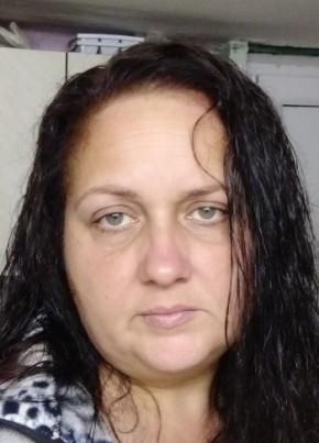 Юлия, 41, Россия, Старонижестеблиевская