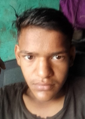 Pawan Rajput, 19, India, Kannauj