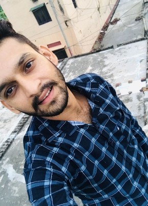 Honey Rajputt, 32, India, Ludhiana
