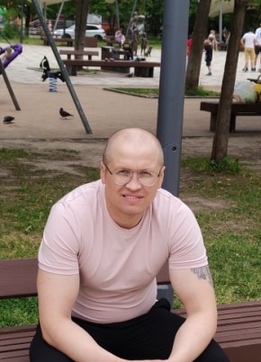 Виктор, 38, Россия, Краснознаменск (Московская обл.)