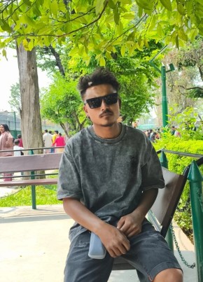 Kashi из Kathmandu 20 лет