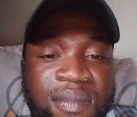 chris, 27, Kitwe