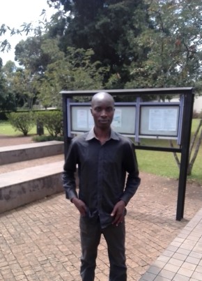 Erick oloo из Kericho 18 лет
