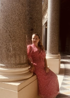 Brigitte из Versailles 33 года