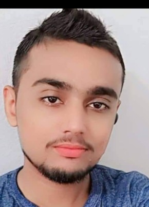 Roshan Akram, 24, United States of America, Los Angeles