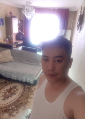 Billy, 39, Монгол улс, Улаанбаатар