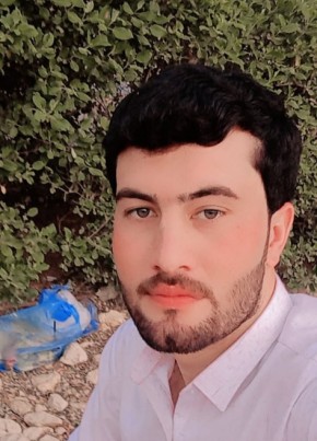 Khan, 23, Saudi Arabia, Riyadh
