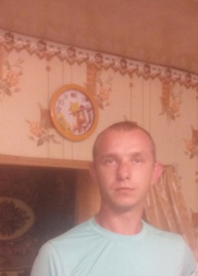 Иван, 37, Россия, Пустошка