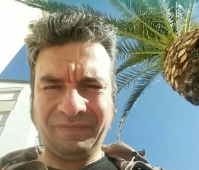 Alessio, 42, Piombino