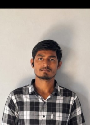 Rajesh Singh из Mumbai 23 года