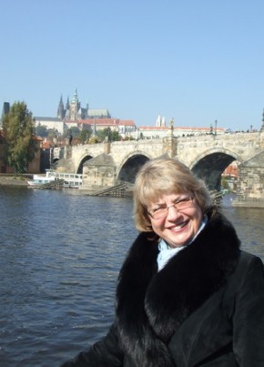 Лиза, 58, Россия, Рязань