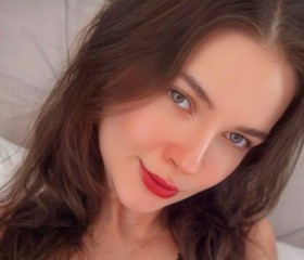 Yulya, 23, Moscow