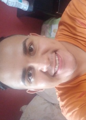 Kevin Lobo, 21, República de Costa Rica, San José (San José)
