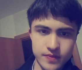 Farid, 19, Washington D.C.