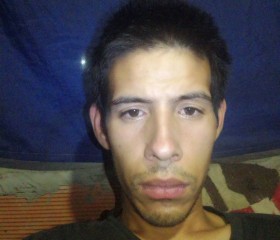 Carlos, 28 лет, Ciudad de La Santísima Trinidad y Puerto de Santa María del Buen Ayre
