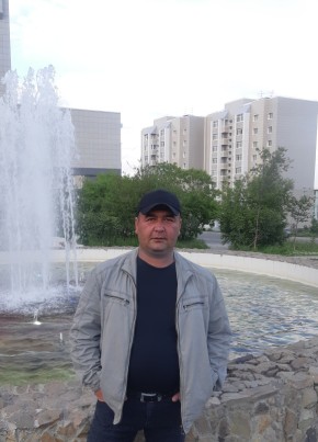 Нодир , 42, Россия, Усть-Омчуг