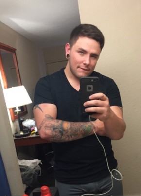 Ricky, 33, United States of America, New South Memphis