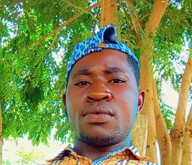 Daniel toure, 26, Bouake