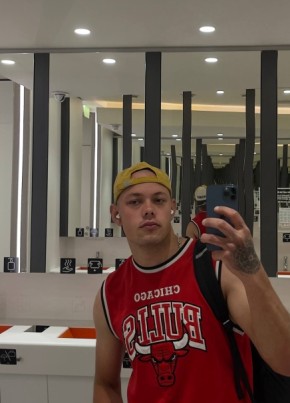 Nikita из Praha 20 лет