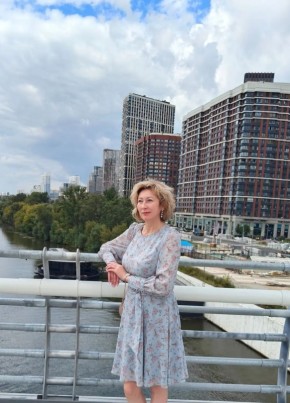 Елена из Москвы 48 лет