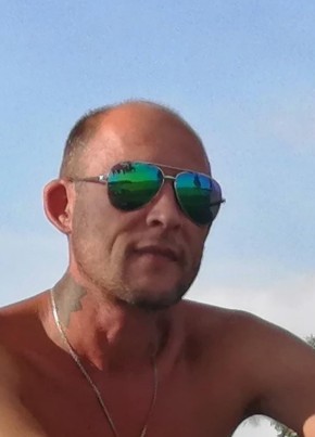 Иван, 44, Россия, Бузулук