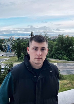 Илья из Саранска 20 лет