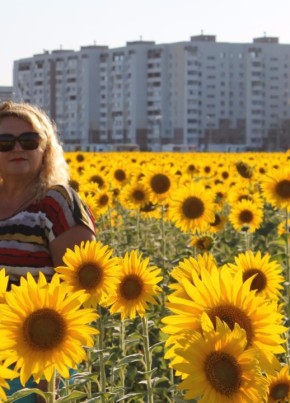 Мила, 58, Россия, Балаково