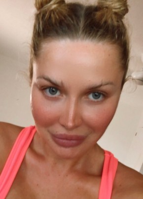 Памела Андерсон, 29, Россия, Москва
