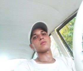miguel angel, 22, Havana