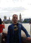 Sergejs, 25, London