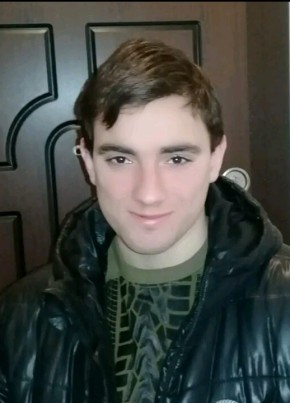 Алесандр, 25, Република България, Варна