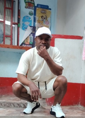 Jose c из Medellín 49 лет