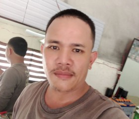 Deemalley, 29, Mansilingan