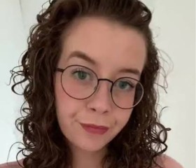 Stella, 32, Los Angeles